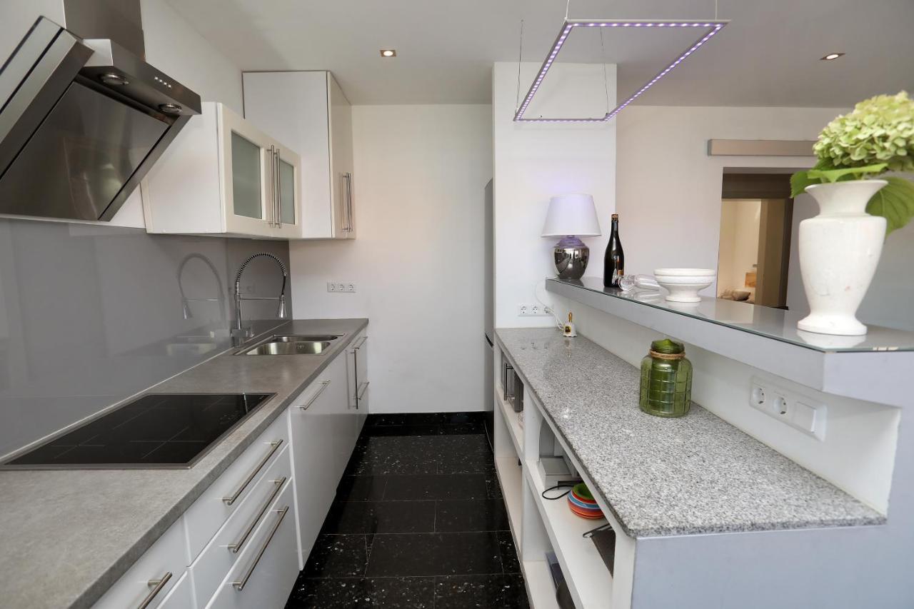 Apartments Vida Трогір Екстер'єр фото