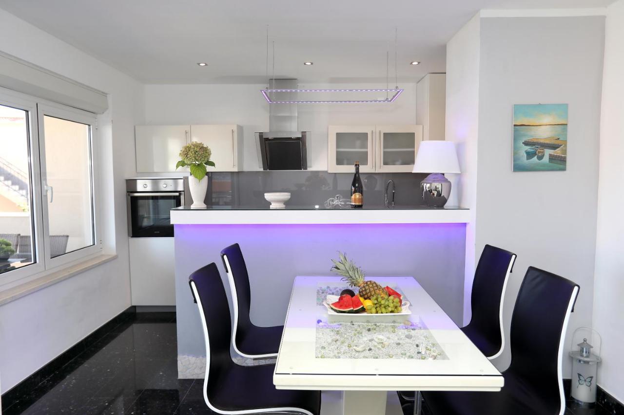 Apartments Vida Трогір Екстер'єр фото